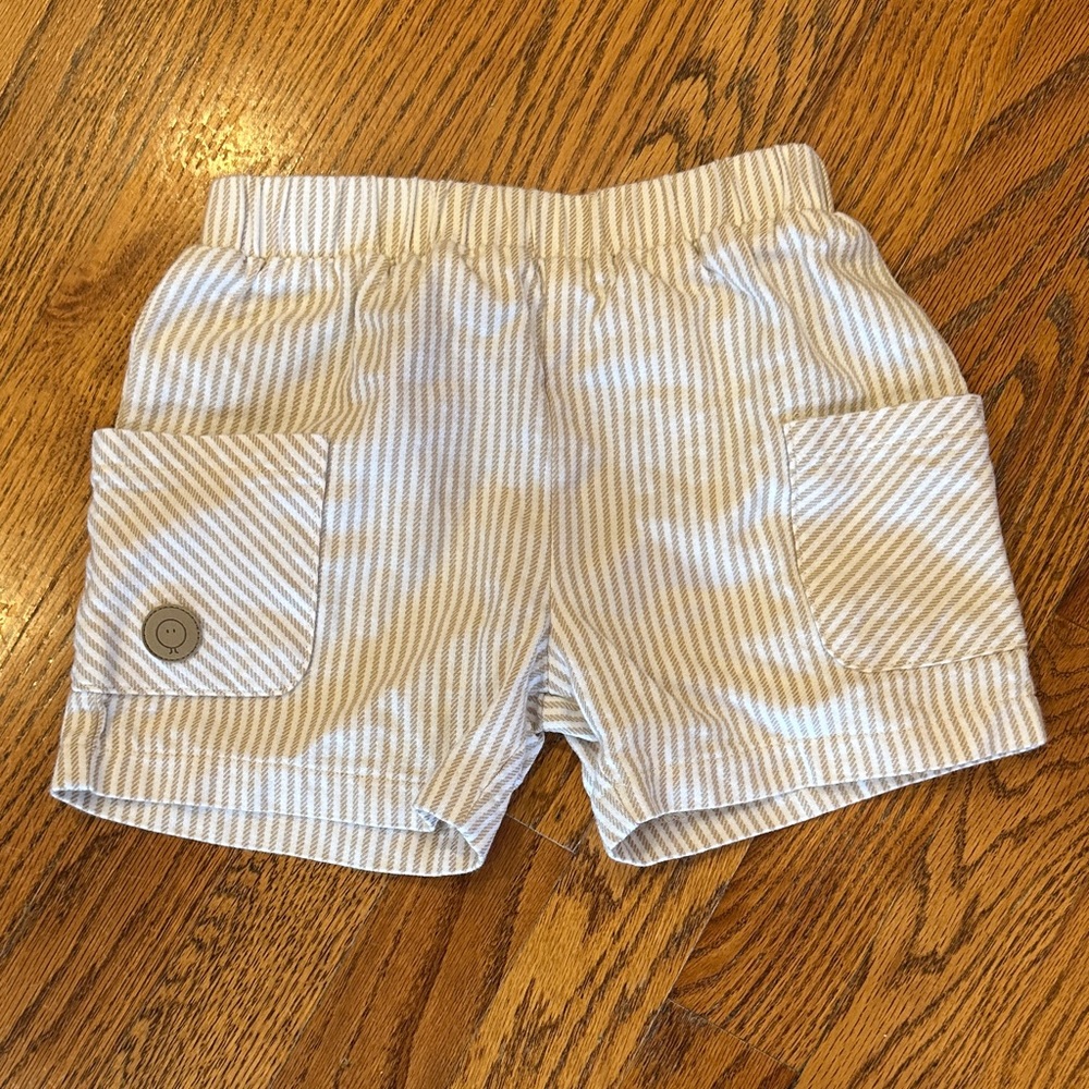 Baby MORI Striped Beige and White Shorts with Pockets- 4-5y - good condition